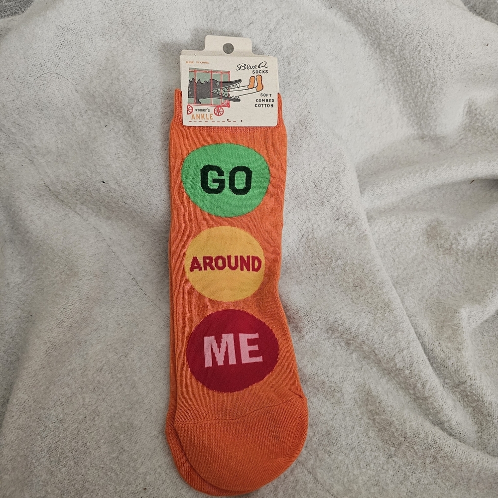Blue Q Go Around Me Traffic Light Novelty Women's Ankle Socks